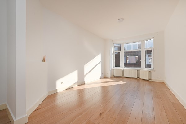 Medium property photo - Velpsestraat 107, 2573 SG Den Haag